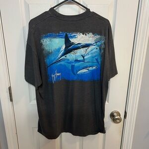 Guy Harvey Gray T-Shirt. Size XL
